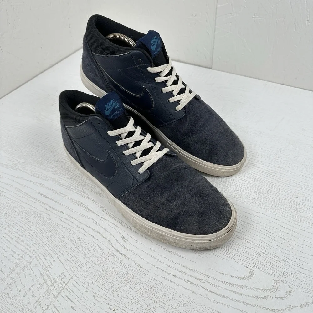 Nike men 11